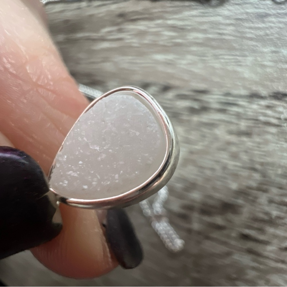 Luna Norte Druzy Quartz Elegant Silver over brass Teardrop Pendant Necklace - Picture 9 of 14